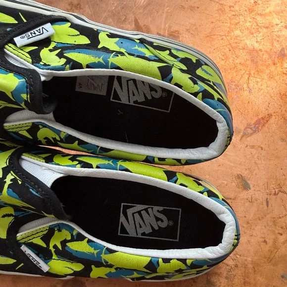 Vans Kids Slip-On Sneakers - Black and Green Glow in the Dark Shark Print - Picture 3 of 6